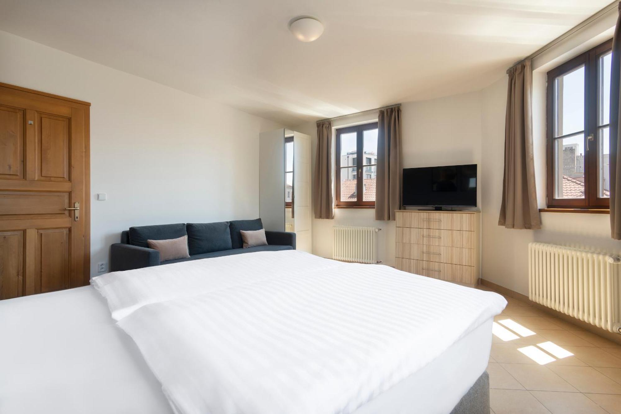 Bohemian Dreams Apartments And Suites By Dwellfort Прага Номер фото