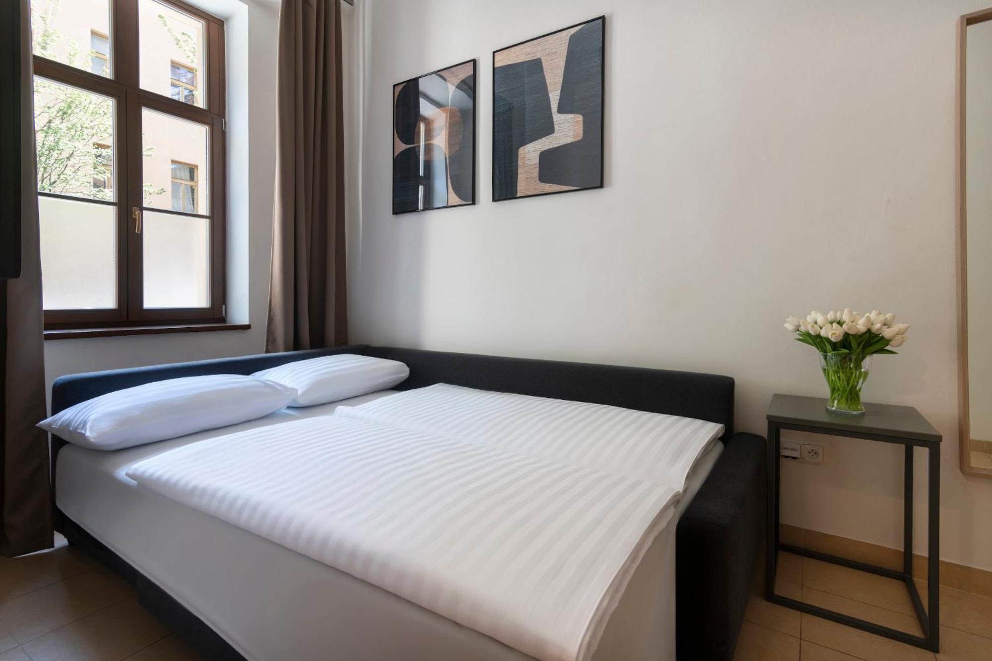 Bohemian Dreams Apartments And Suites By Dwellfort Прага Номер фото