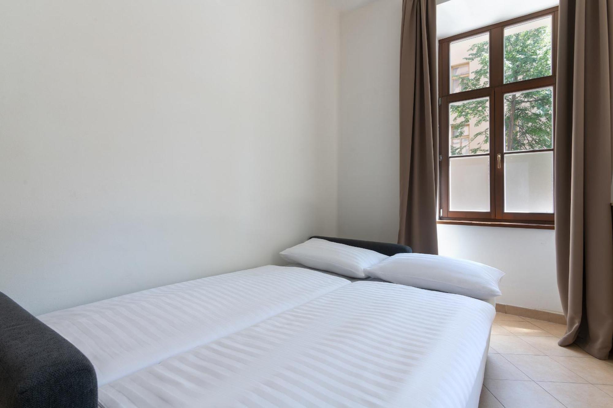 Bohemian Dreams Apartments And Suites By Dwellfort Прага Номер фото